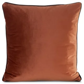 Poszewka na poduszkę 60x60 cm welwetowa, ceglasta o delikatnym połysku z ozdobną lamówką GAJA 2