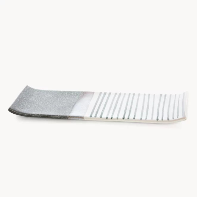Patera dekoracyjna biało, popielata 39x12x3 cm VIKI