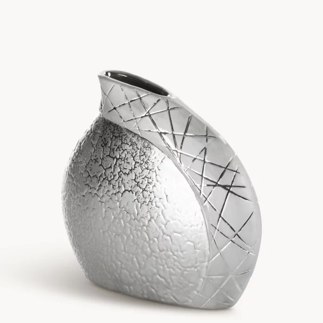 Wazon ceramiczny srebrny  łączący strukturalną powierzchnie z lśniącym wzorem 20x8x19 cm ALIRA