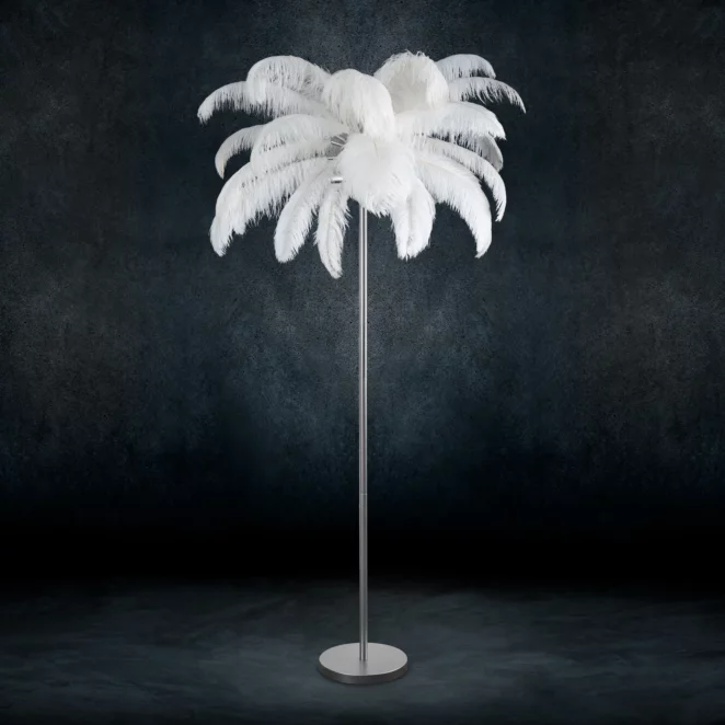 Lampa stojąca do salonu srebrno, biała na metalowej podstawie z efektownym abażurem z naturalnych strusich piór 95 x 95 x 180 cm FERI