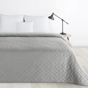 Narzuta srebrna 220x240 cm z geometrycznym wzorem wykonana techniką hot press ALARA 6 Design 91