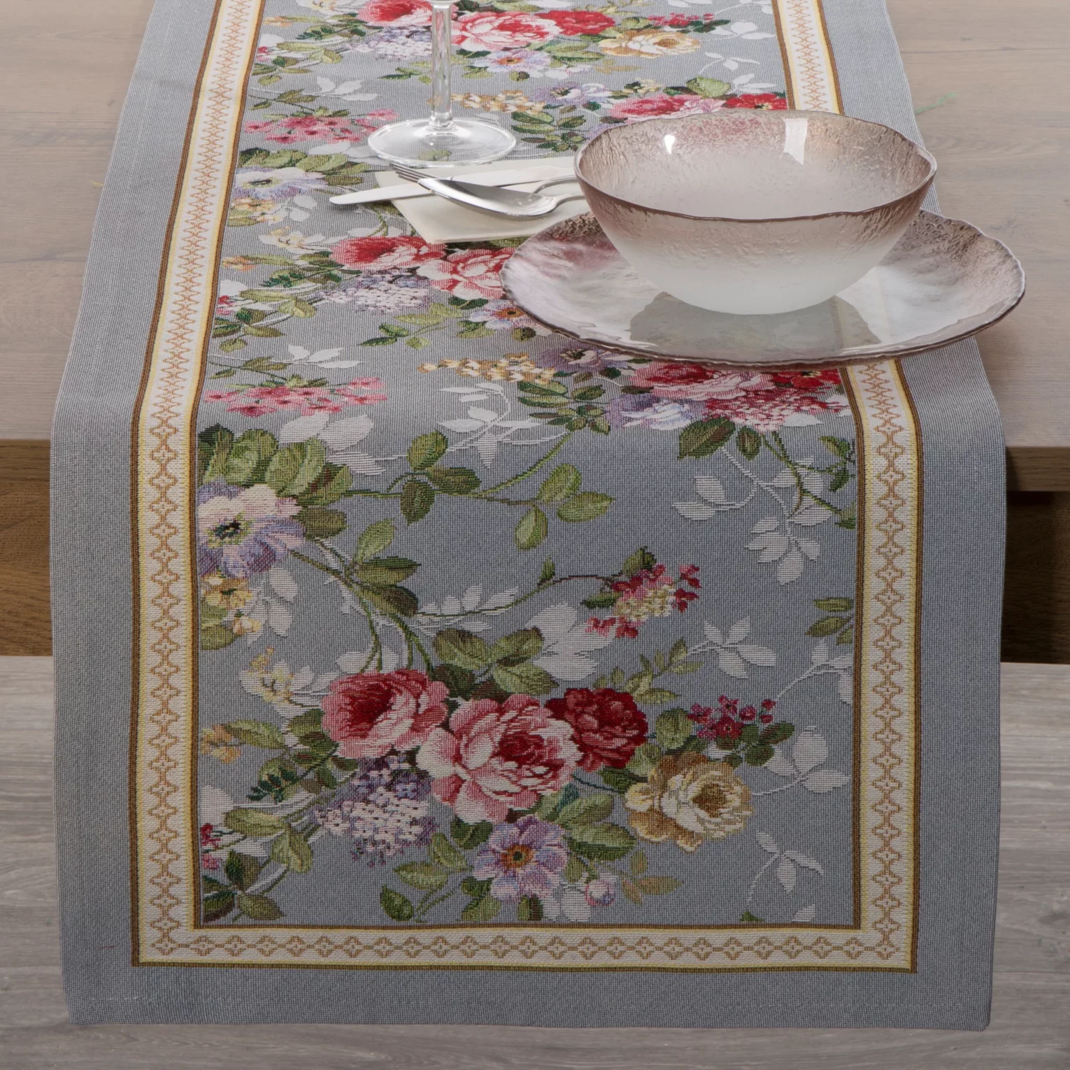 Bieżnik na stół popielato, czerwony 40x100 cm gobelinowy zdobiony motywem kwiatów