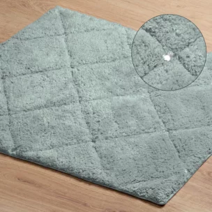 Dywanik łazienkowy bawełniany  zdobiony geometrycznym wzorem z kryształkami 60x90 cm CHIC