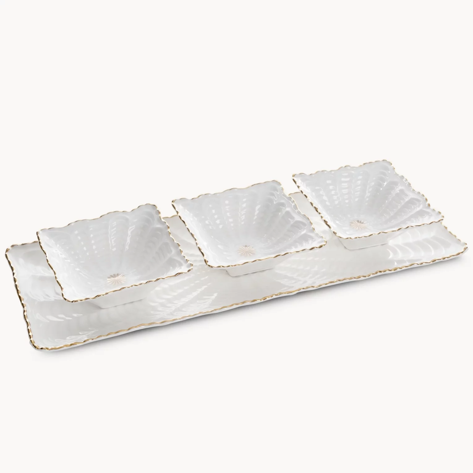 Patera ceramiczna dekoracyjna kremowo-złota z trzema miseczkami zdobiona wypukłym wzorem 42x16x2 cm GAIA