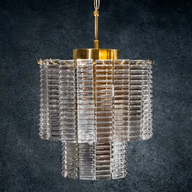 Lampa wisząca do salonu złota  z prostokątnymi szklanymi eleganckimi zawieszkami 32 x 40 cm DALIA