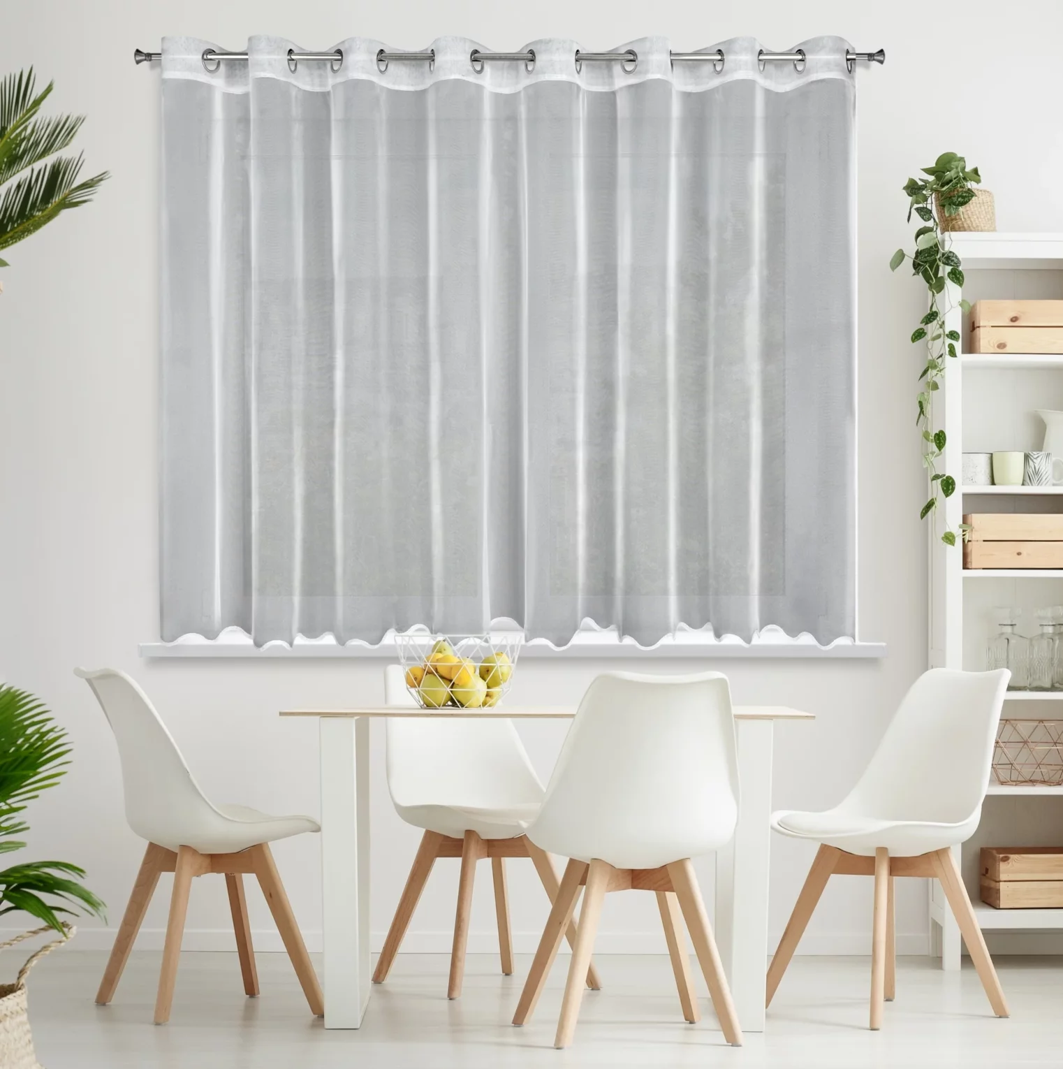 Firana biała z gładkiej mikrosiateczki z lekkim połyskiem 300x145 cm przelotka LIZ 1