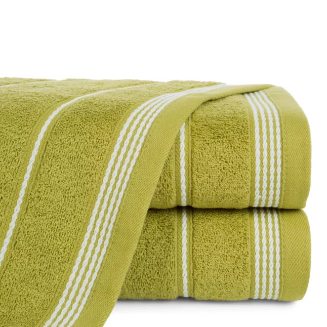 Ręcznik kąpielowy 50x90 cm bawełniany kolor oliwkowy ze stębnowaną bordiurą 500 g/m2 MIRA