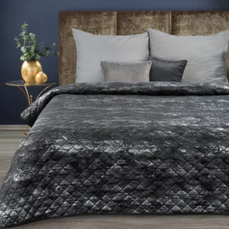 Narzuta welwetowa czarno, srebrna 170x210 cm pikowana metodą hot press z wzorem błyszczącej przecierki BLINK 3 Eurofirany Premium