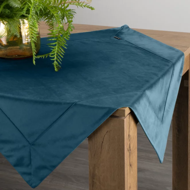 Bieżnik na stół 85x85 cm granatowy welwetowy VELVET z ozdobną listwą
