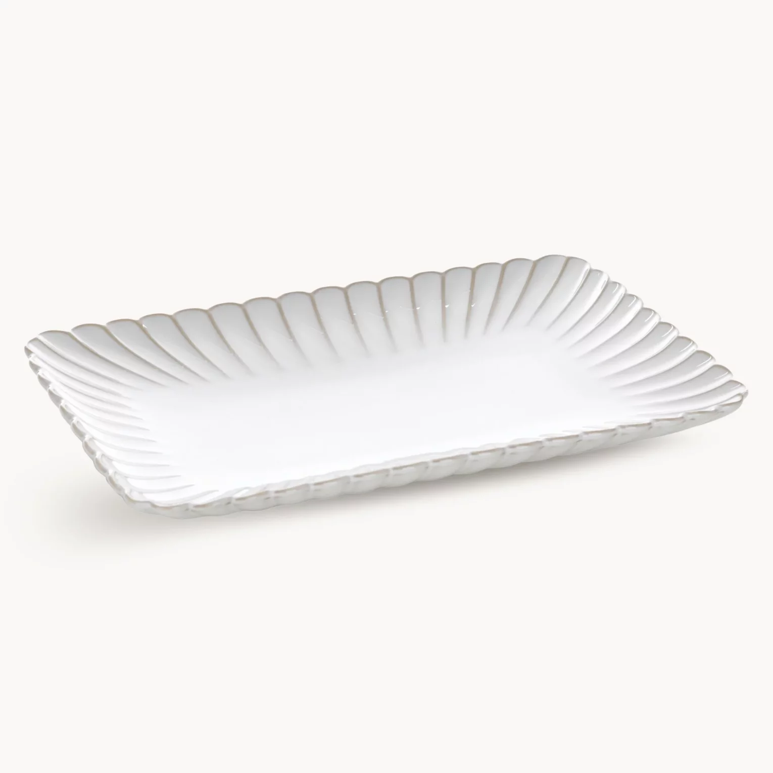 Patera ceramiczna dekoracyjna kremowo-beżowa prostokątna  zdobiona przecieranym wzorem w stylu eko 32x20x3 cm AVRIL