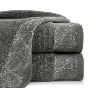 Ręcznik kąpielowy 50x90 cm bawełniany kolor stalowy,srebrny z żakardową bordiurą w liście 400 g/m2 AGIS