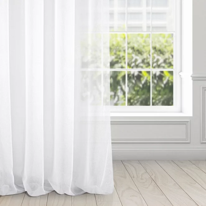 Firana biała z połyskującej siateczki z błyszczącą moherową nicią 350x250 cm przelotka SAKALI