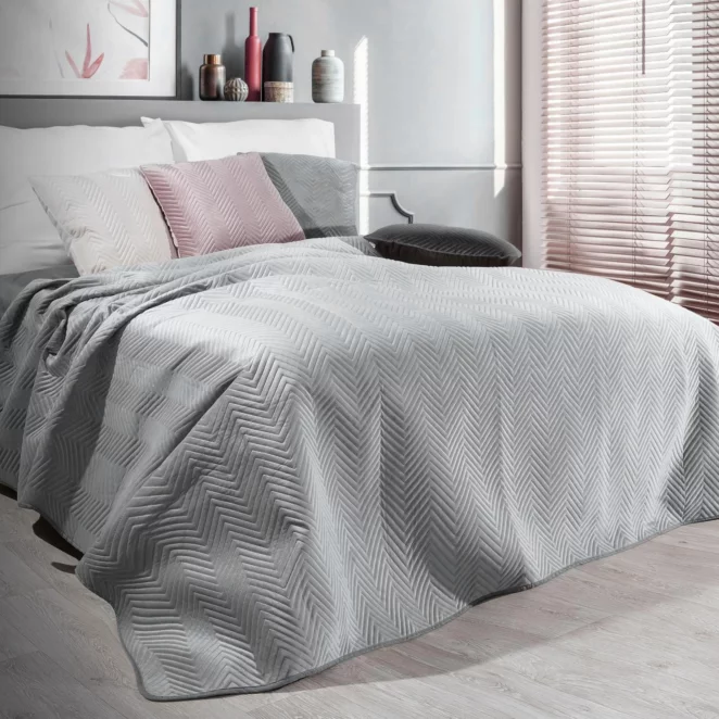Narzuta welwetowa srebrna 170x210 cm pikowana w jodełkę metodą hot press SOFIA Eurofirany Premium