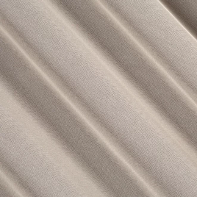 R209/7 Firana szyta na taśmie 5 cm beżowa z miękkiej tkaniny o perłowym połysku, wykończona obciążnikiem