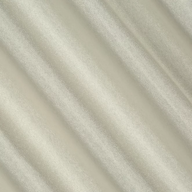 L176/2 Zasłona szyta na taśmie 5 cm naturalno srebrna z gładkiej tkaniny przeplatanej błyszczącą lureksową nicią